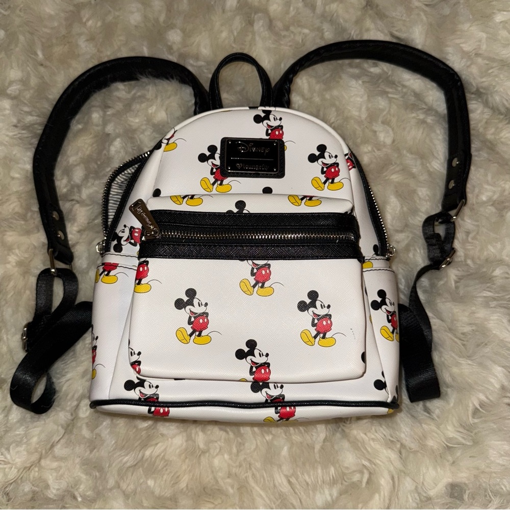 Loungefly White and Black Mickey Mouse Mini Backpack NEW!
